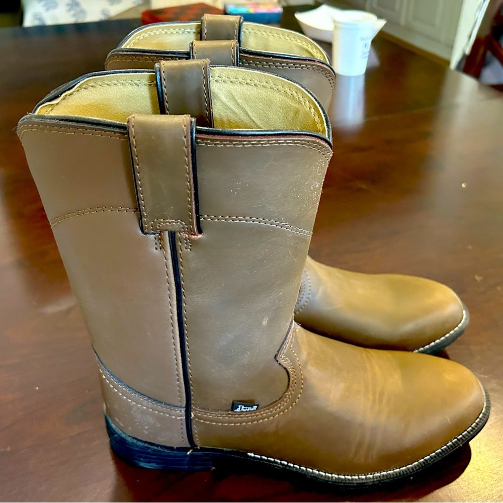 NWT Justin Cowboy / Slip On Boots Men’s 10.5 M